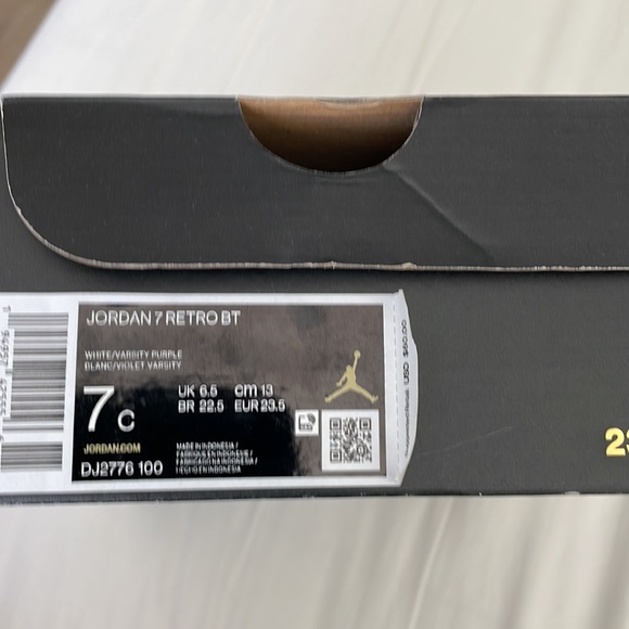 Toddler Retro Jordan size 7c in good condition. - Picture 7 of 7